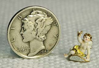 Cupid with Jewelry rz230c1