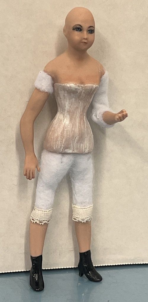 Dance Hall girl or show girl dd058