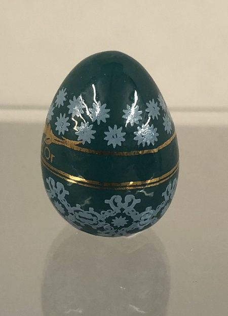Decorative Egg Two mc03956b