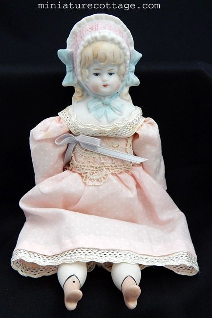 Doll in Pink Dress ml52301