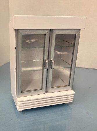 Double Sided Cooler or Refrigerator mn291