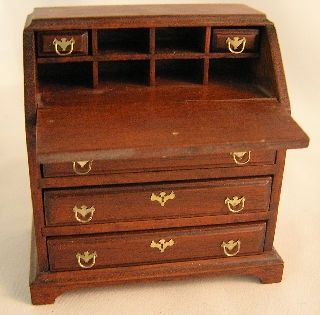 Drop down Desk with 3 Drawers DR04203