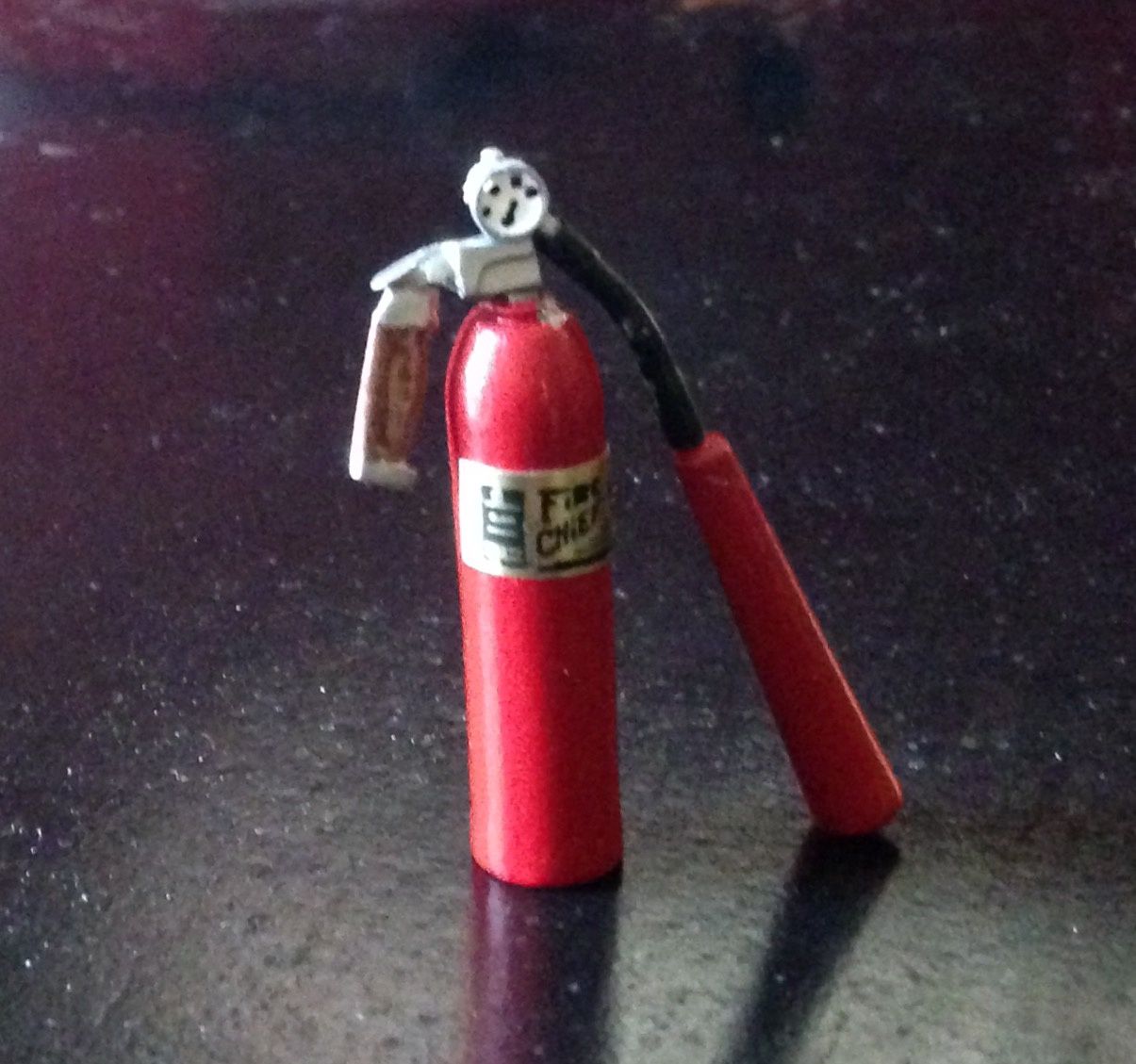 Fire Extinguisher stt849