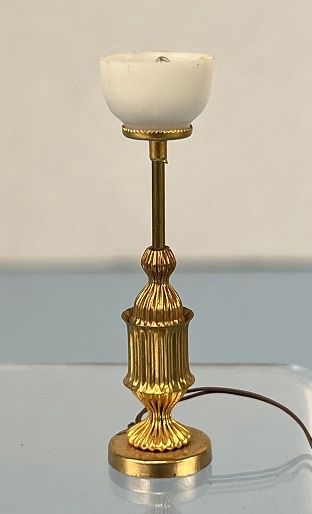 Decorative Metal Table Lamp with Opaque shade MC031501