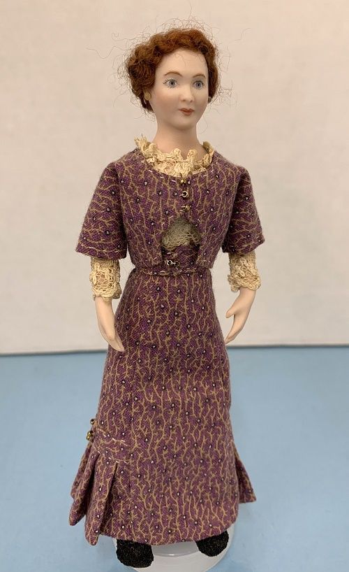 Edwardian Lady in Authentic Costume JHL25.5