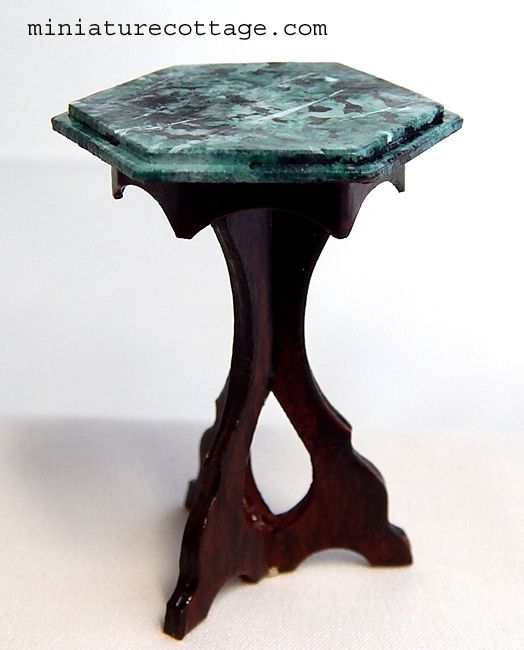 Faux Marble Side Table ml61904