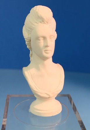 Female Bust ra2932