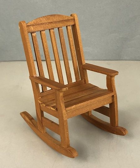 Early American Rocking Chair (Large) mc01654