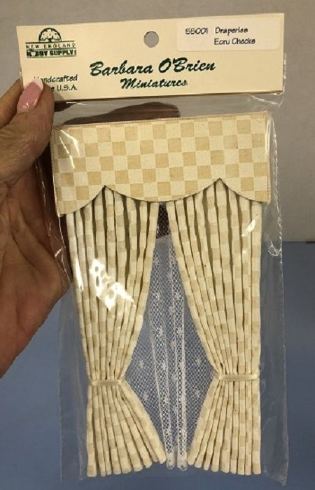Ecru Checks Draperies BO55001