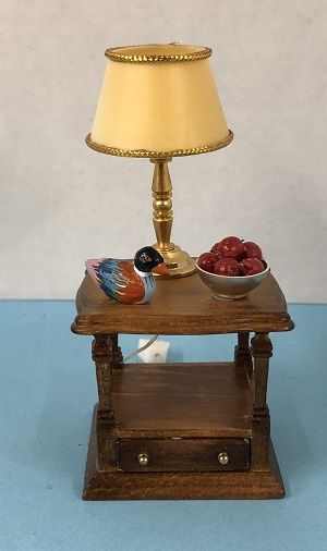 End Table with Lamp 31801