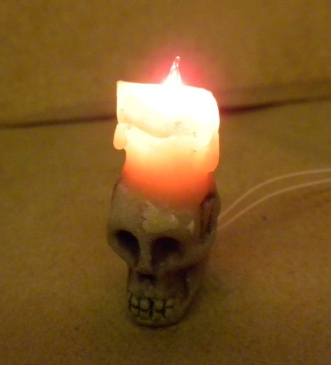 Electrified Skull Candle JHL18.9