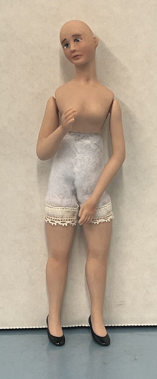 Elaine dd056