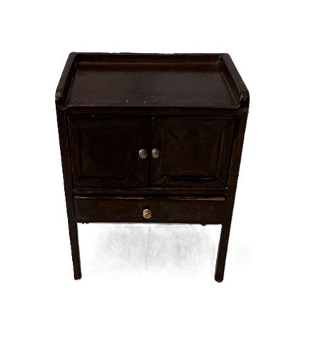 BESuk13 Night Stand
