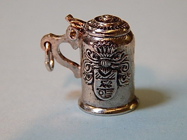 German Beer Stein 01 ad6437