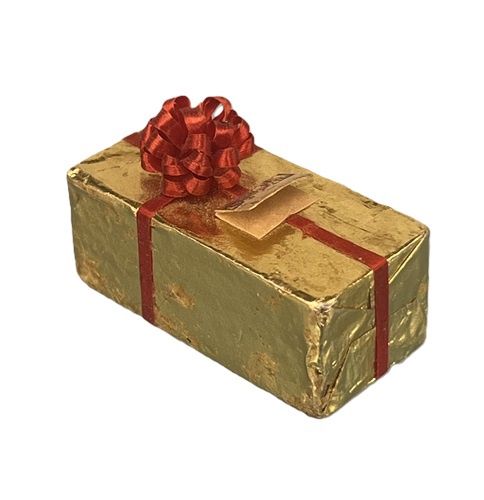 Gold and Red Wrapped Present with Nice Bow cp011