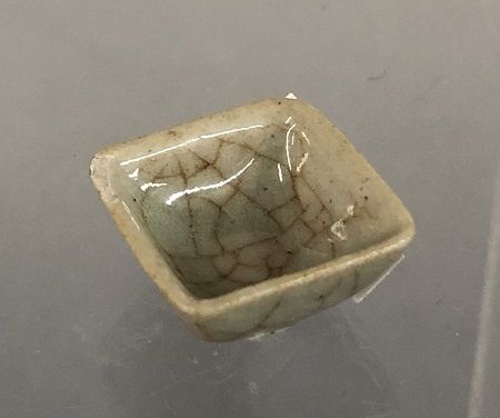 Glazed Pottery Square Bowl MC02931
