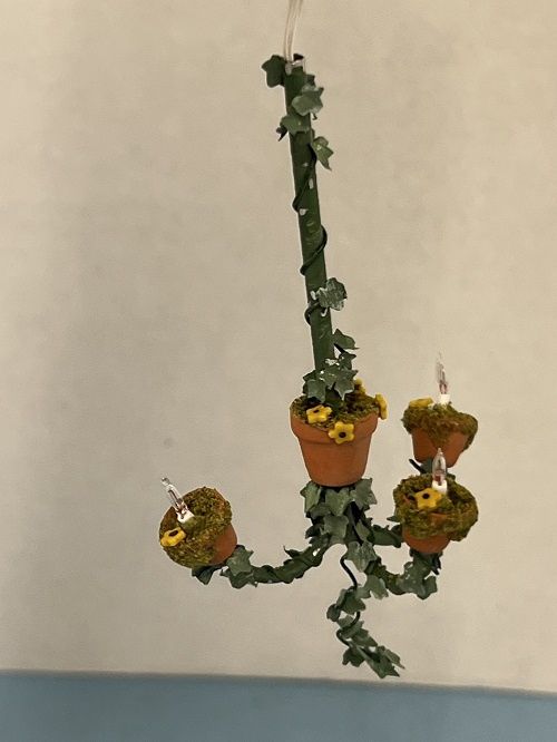 Flower Pots and Ivy Leaves Chandelier mc951x
