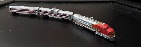 Hallmark Keepsake Santa Fe "Super Chief" QXE9071