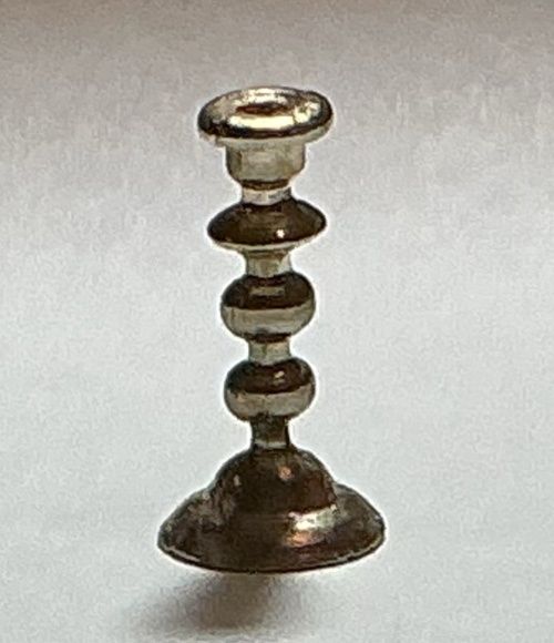 Gold Tone Candlesticks mc1039x