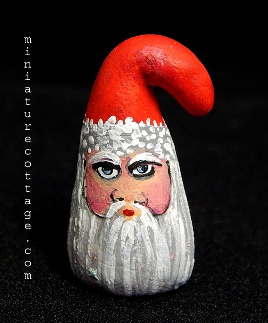 Handcrafted Santa rd1118007