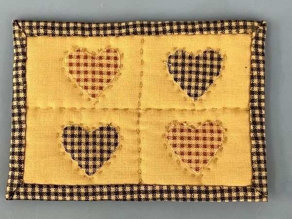 Heart to Heart Wall Hanging ch22174a
