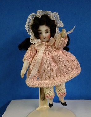IGMA Bisque Doll ra814770b