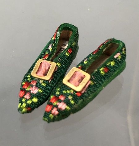 Green Brocade Shoes mc00186