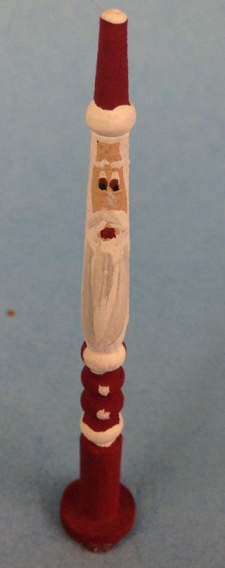 Handpainted Santa Spindle drd1627