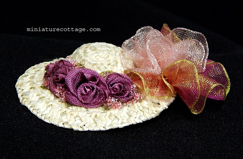 Hat with Ribbon dr14031024