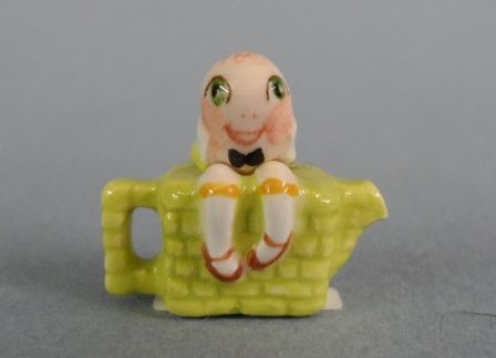 Humpty Dumpty Teapot vc711