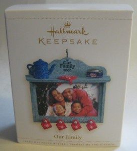 Keepsake Our Family Christmas Photo Holder hallmark-3