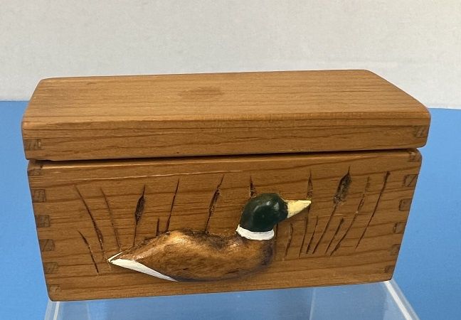 Handmade "Duck" chest ala830