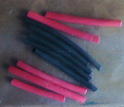 Heat Shrink Tubing (50 Sets of Black and Red 3/32 Inch Tube) cr2s907-1