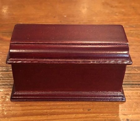 Heidi Ott Sewing Machine Cover in Mahogany xy210m