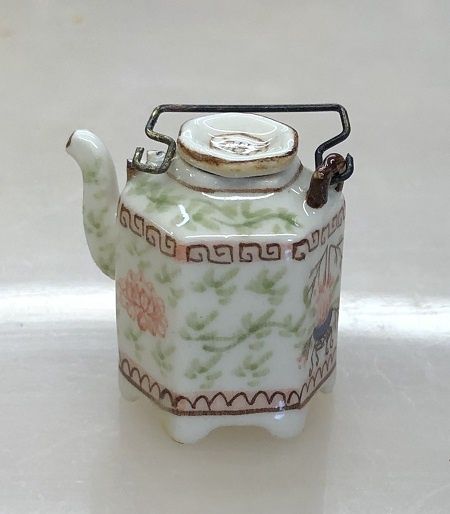 Hexagonal Porcelain Teapot AS IS mc04340c