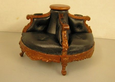 Hi-Ho Hotel Rococo Round Settee New Walnut BIC3502NWN