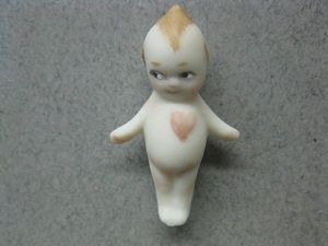 Kewpie 1-3/16" Tall img4644