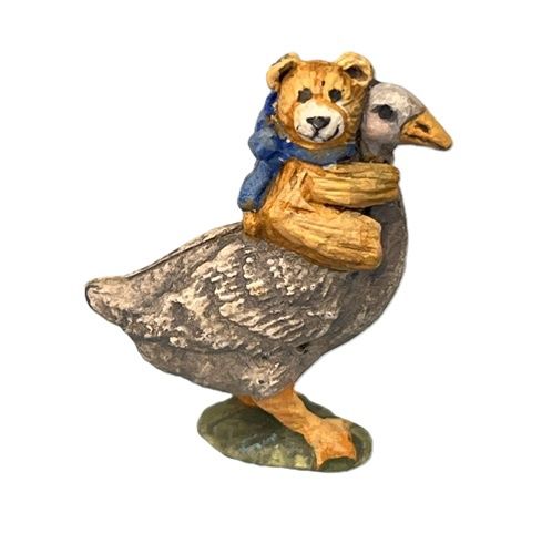 Hand-Painted Teddy on Back of Duck mc031754