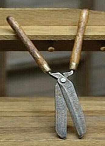 Hedge Clippers stt517
