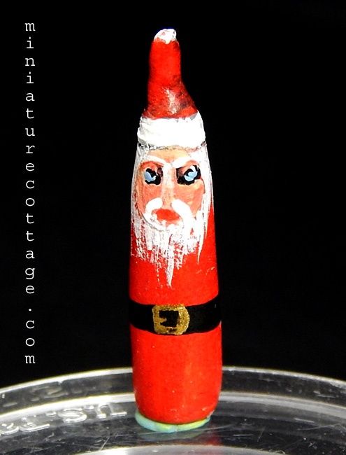Handcrafted Santa rd111803