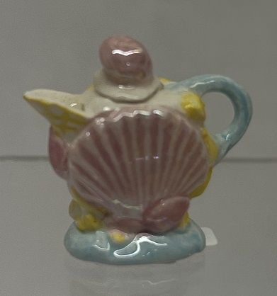 Handpainted Porcelain Shells Teapot cn452