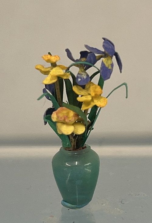 Iris Flower arrangement in blue/green vase mc1392x