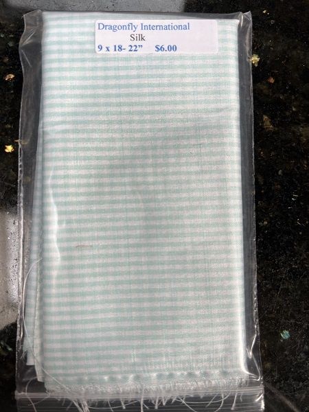 Light Green and Cream Silk df020