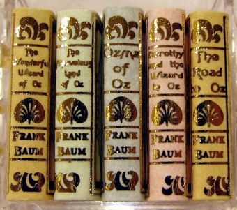 NI116 L Frank Baum "Wizard of Oz" set/5