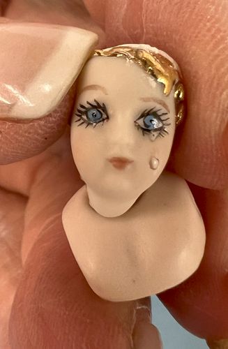 Little Jumeau Head on Shoulder Plate 3 dd022