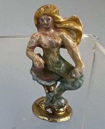 Little Mermaid Figure on a shell ch22417
