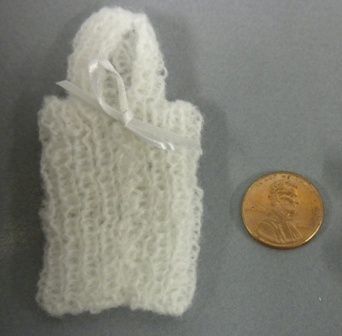 Knitted White Bunting 509-840-1