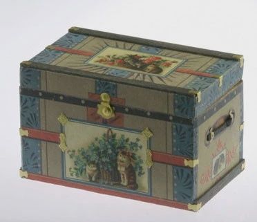 Lithograph Wooden Trunk Kit: Victorian Cat 1121989R
