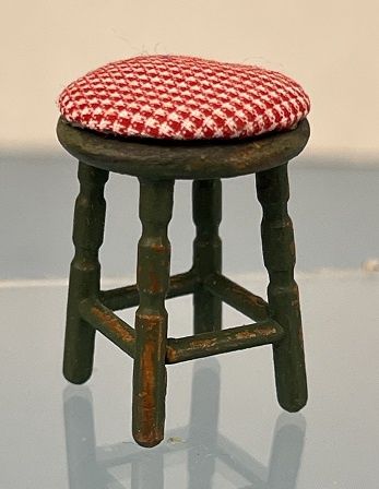 Low Green Stool cn2024