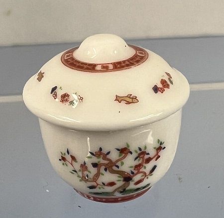 Lidded White Bowl ala163
